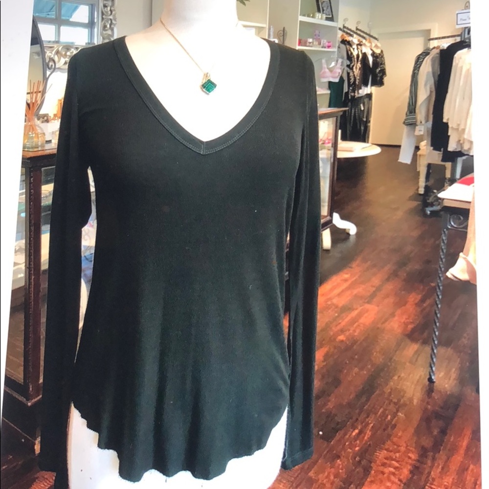Feel the Piece Kailey top in black
